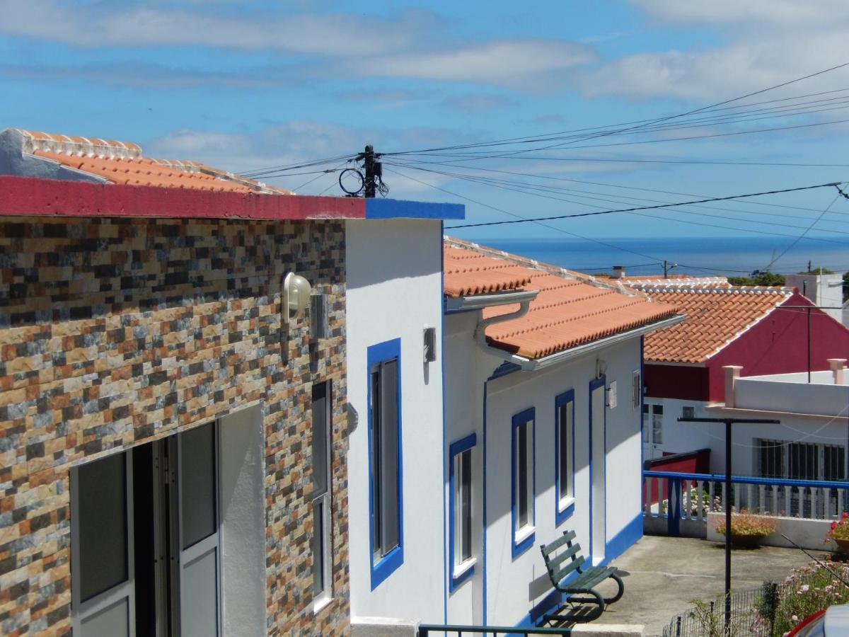 Cantinho Das Beiras - Aroom4U Praia da Vitoria Bagian luar foto